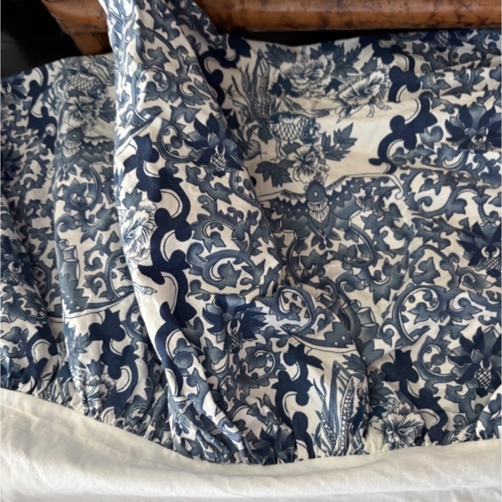 Ralph Lauren Blue White PORCELAIN Chinoiserie TAMARIND Bedskirt Queen Size - Picture 2 of 5